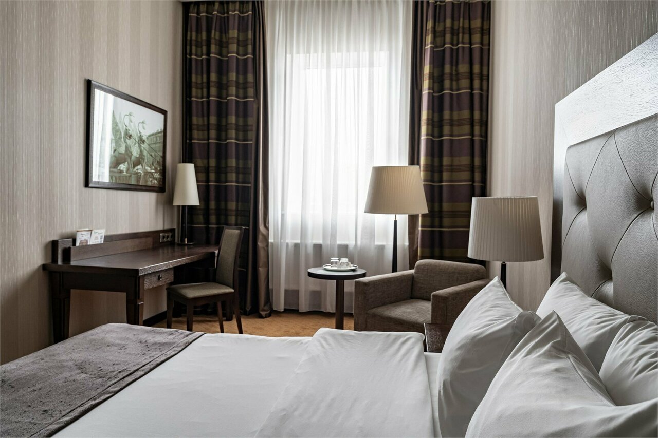 Гостиница Петро Палас Санкт-Петербург