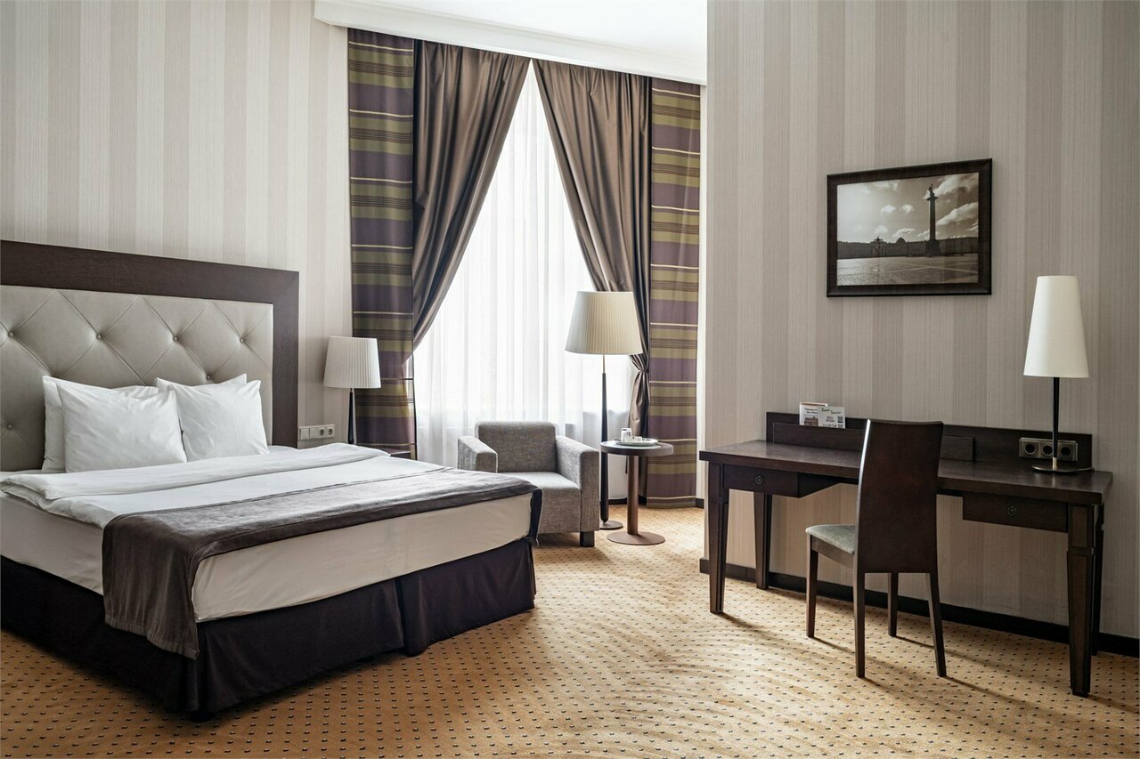 Гостиница Петро Палас Санкт-Петербург